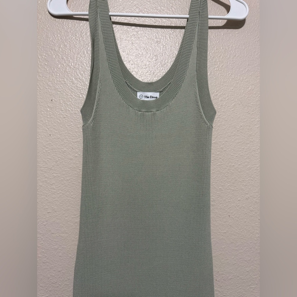 Green Ribbed Sleeveless Tank Top